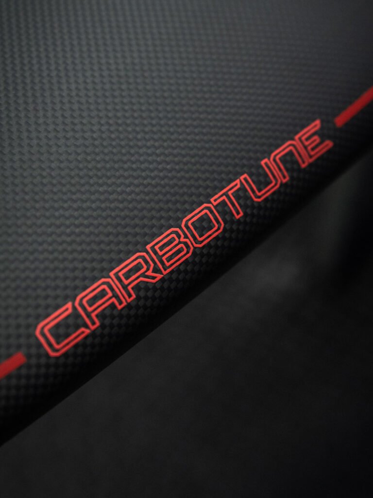 גלשן JS קרבון