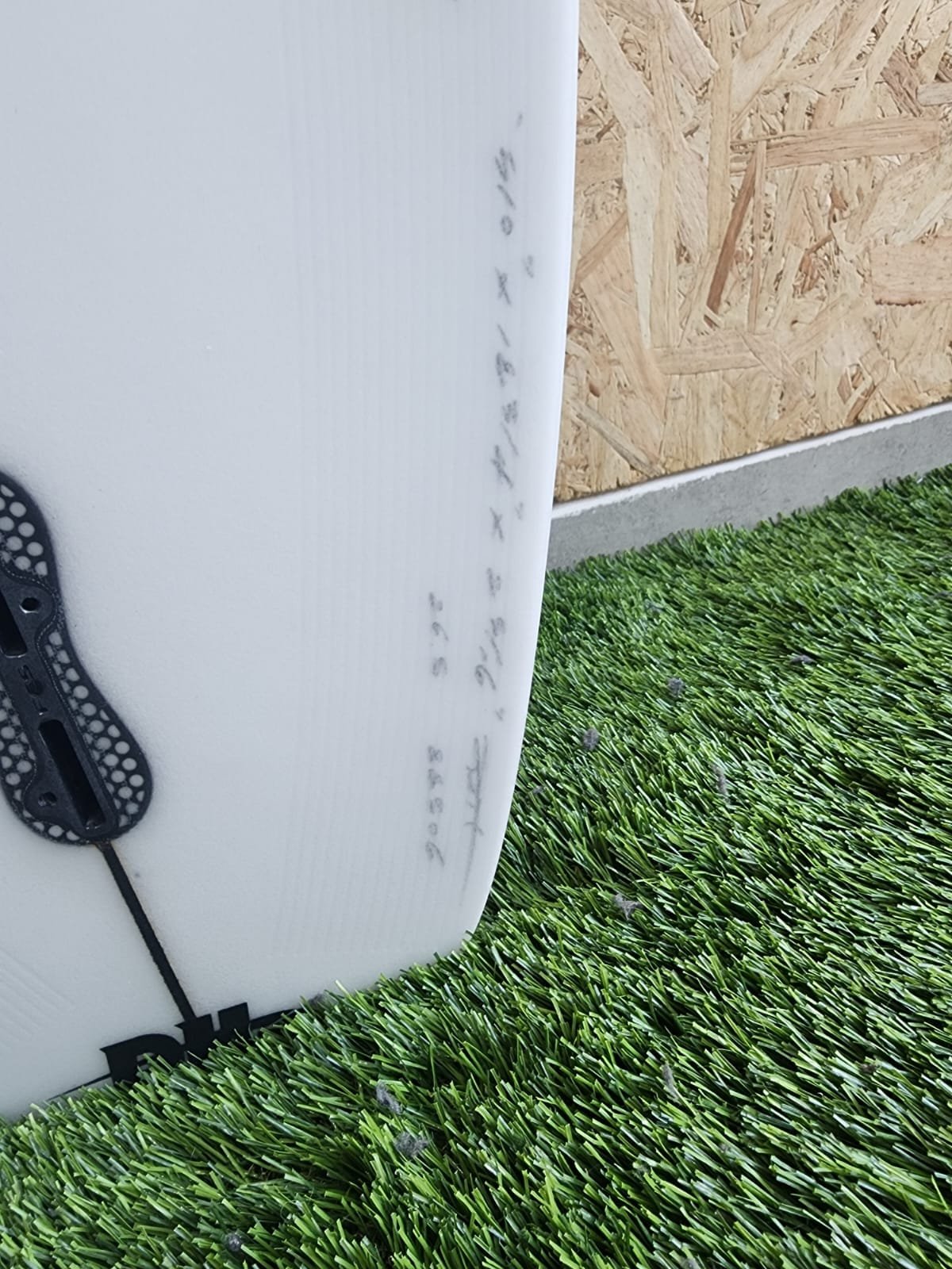 גלשן DHD DX1 5.10 26.5 L